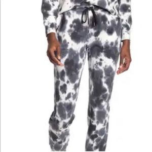 206 NWT Splendid pants w/pockets. SzM